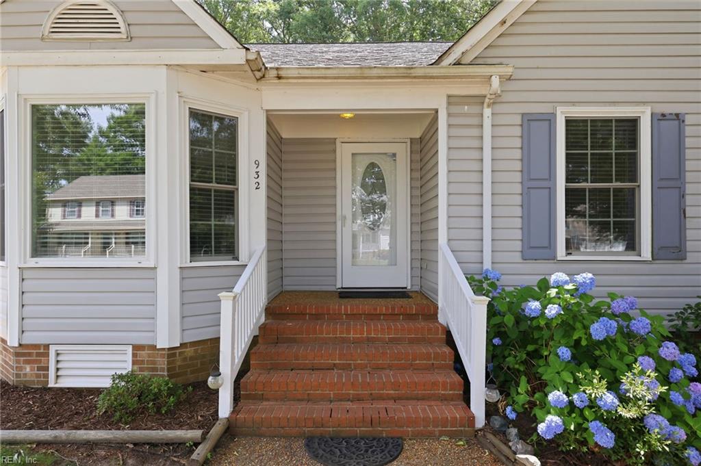 932 Lowry Place Newport News VA 23608