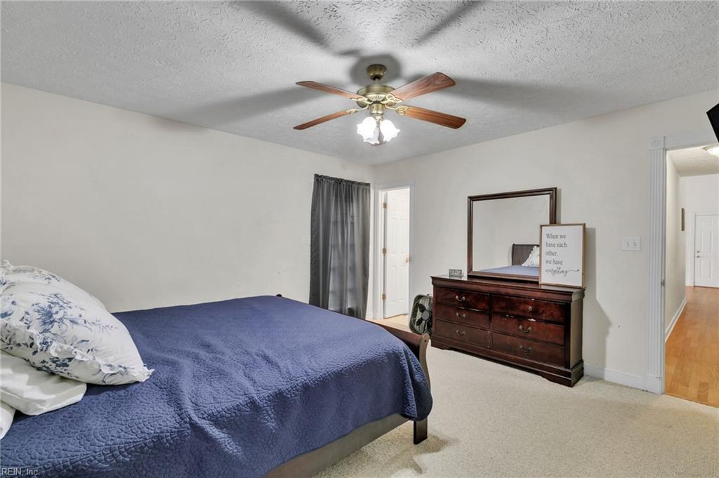 12127 Elizabeth Curtis Lane Gloucester VA 23061