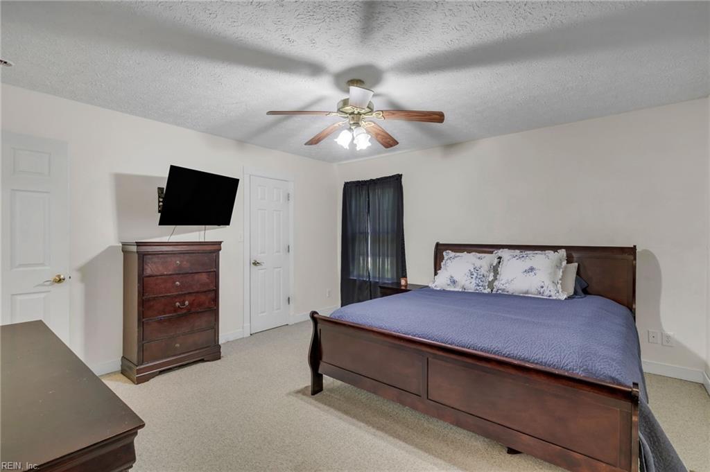 12127 Elizabeth Curtis Lane Gloucester VA 23061