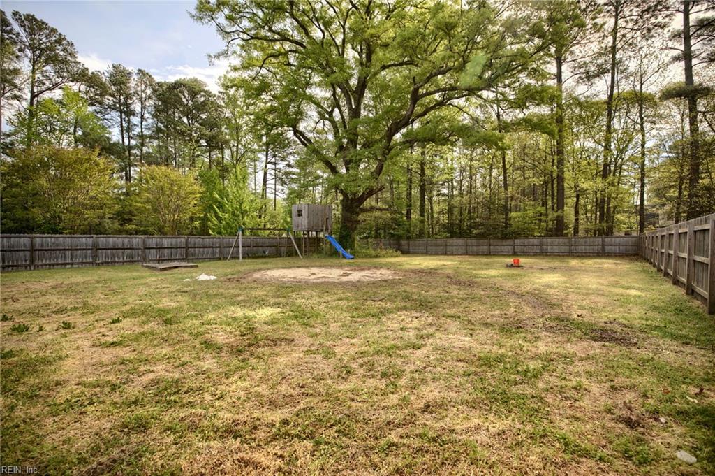 12127 Elizabeth Curtis Lane Gloucester VA 23061