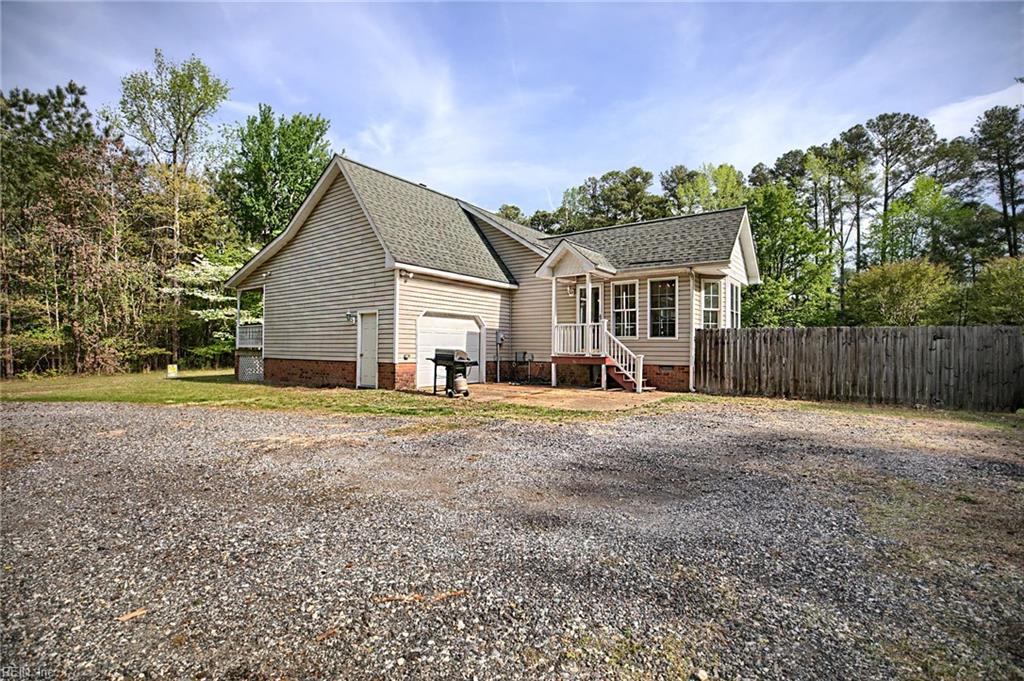 12127 Elizabeth Curtis Lane Gloucester VA 23061