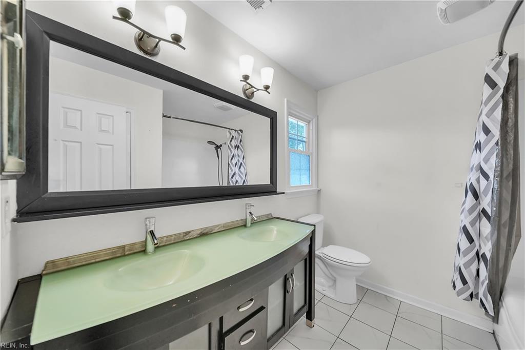 884 Melrose Terrace Newport News VA 23608