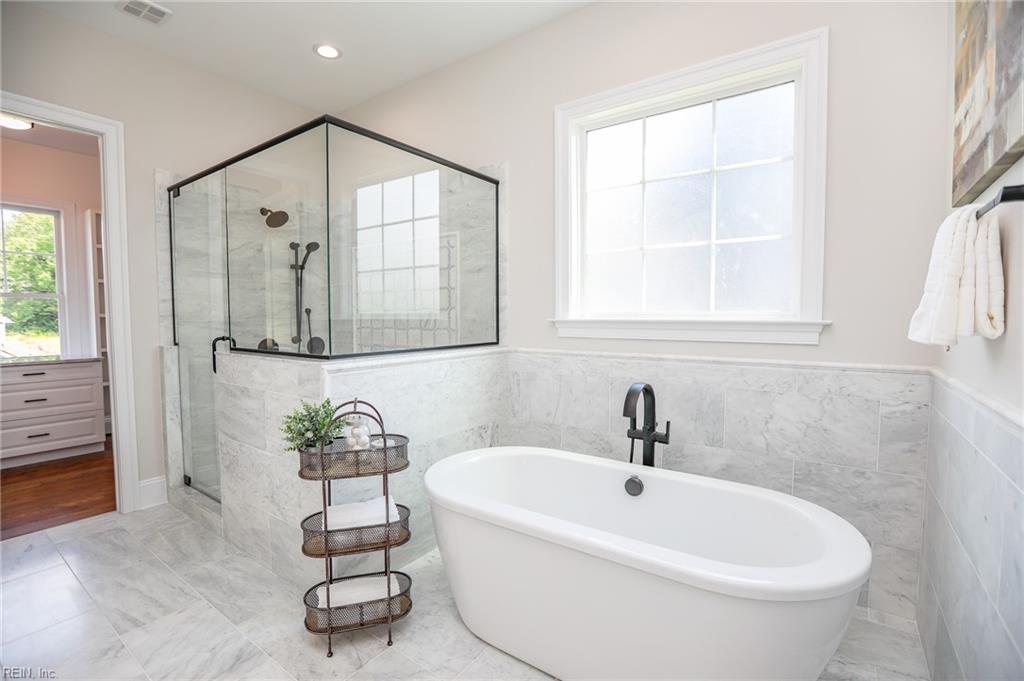 132 Breezy Point Drive Yorktown VA 23692