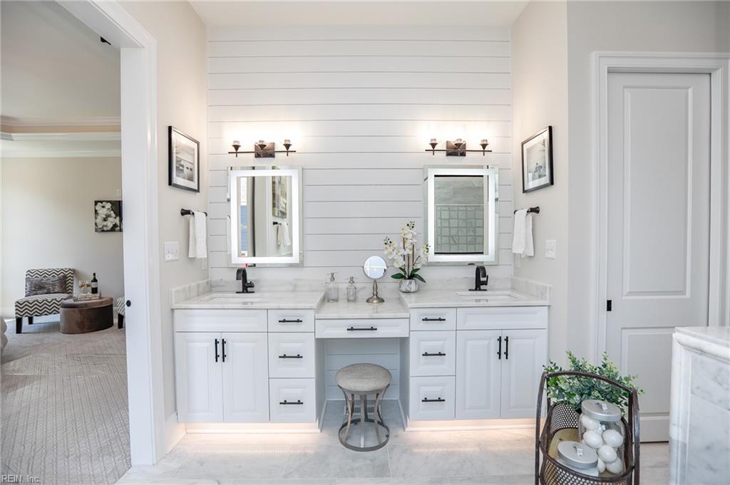 132 Breezy Point Drive Yorktown VA 23692