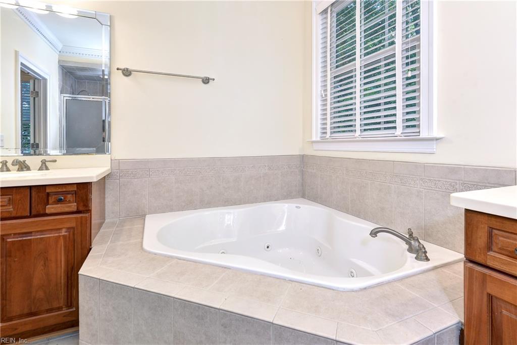 305 Par Drive Williamsburg VA 23188