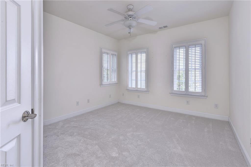 305 Par Drive Williamsburg VA 23188