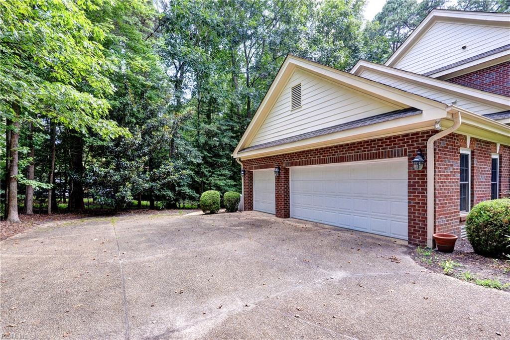 305 Par Drive Williamsburg VA 23188