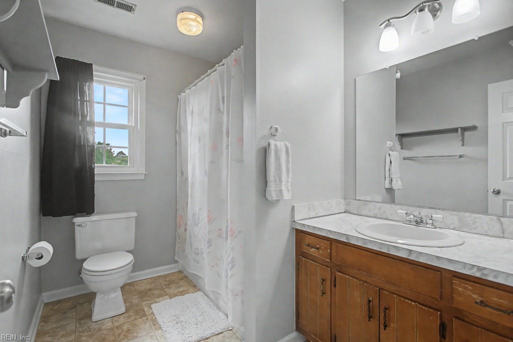 735 Leonard Lane Newport News VA 23601