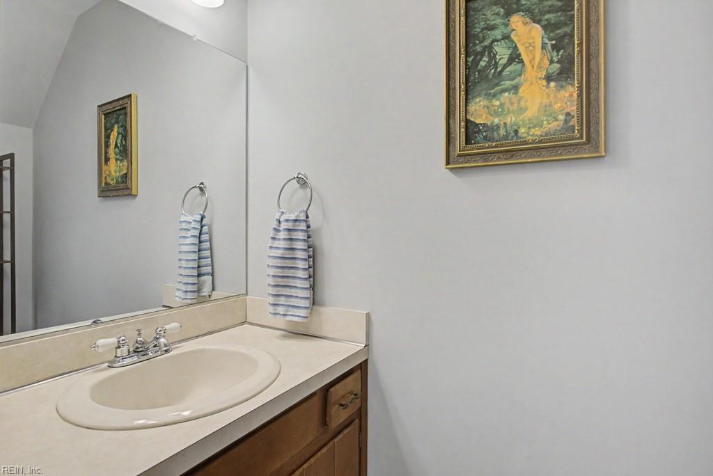735 Leonard Lane Newport News VA 23601