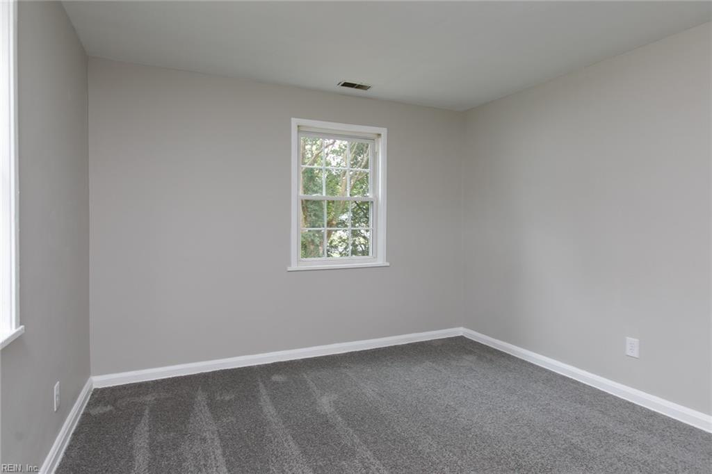 715 Briarfield Road Newport News VA 23605