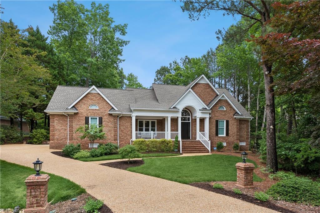121 Blacklake Williamsburg VA 23188