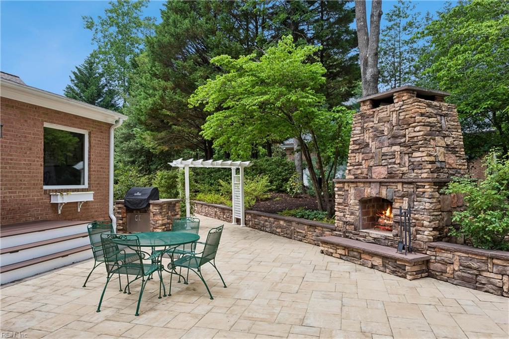 121 Blacklake Williamsburg VA 23188