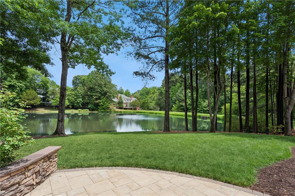 121 Blacklake Williamsburg VA 23188