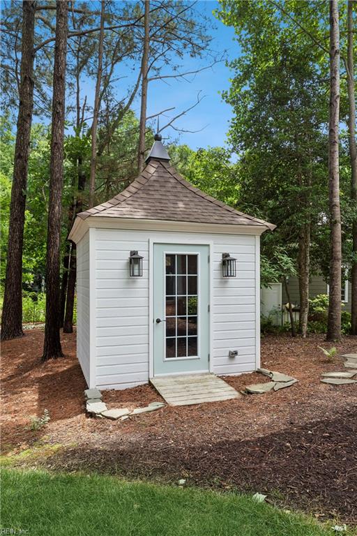 121 Blacklake Williamsburg VA 23188