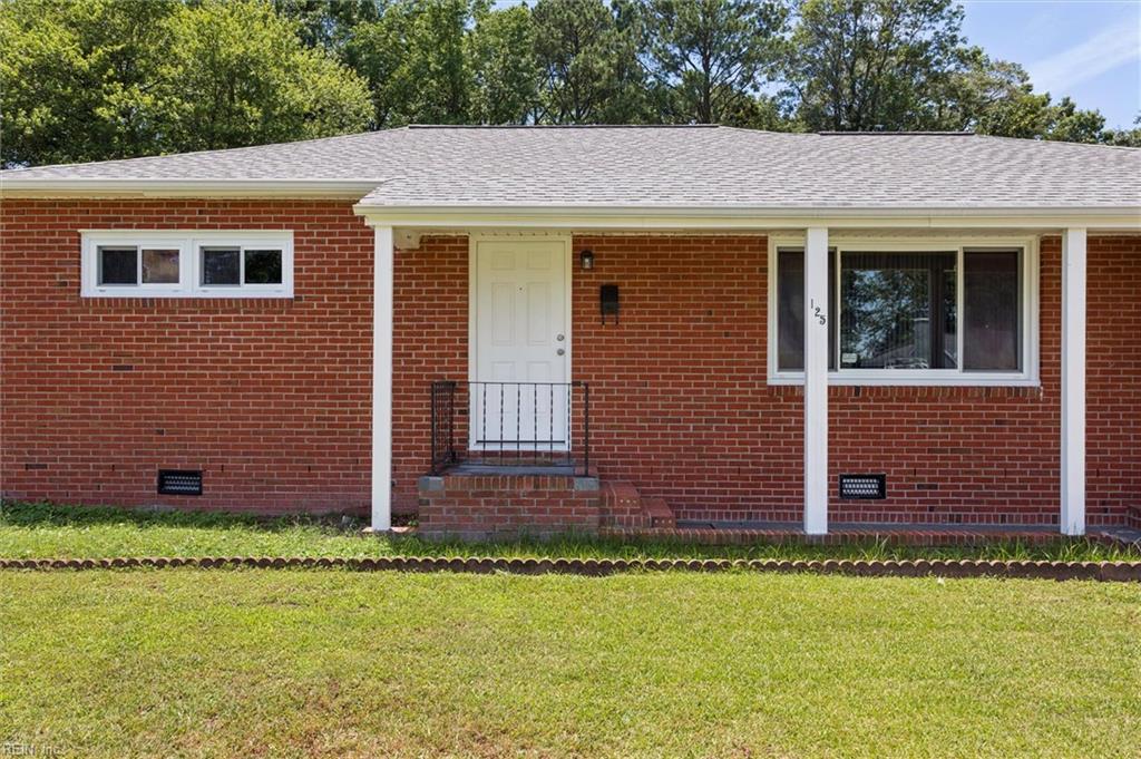 125 Woods Road Newport News VA 23601