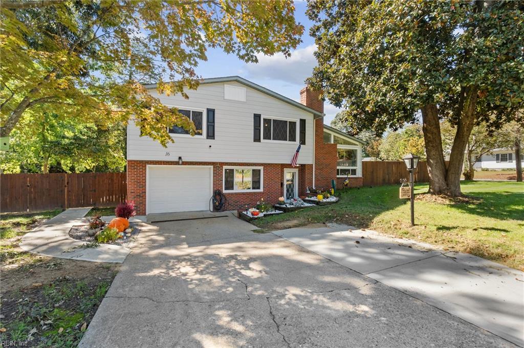 16 Warren Drive Newport News VA 23608