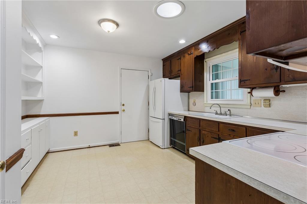 476 Dunmore Drive Newport News VA 23602