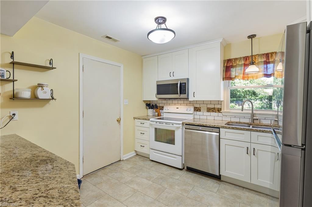 380 Belgrave Road Newport News VA 23602
