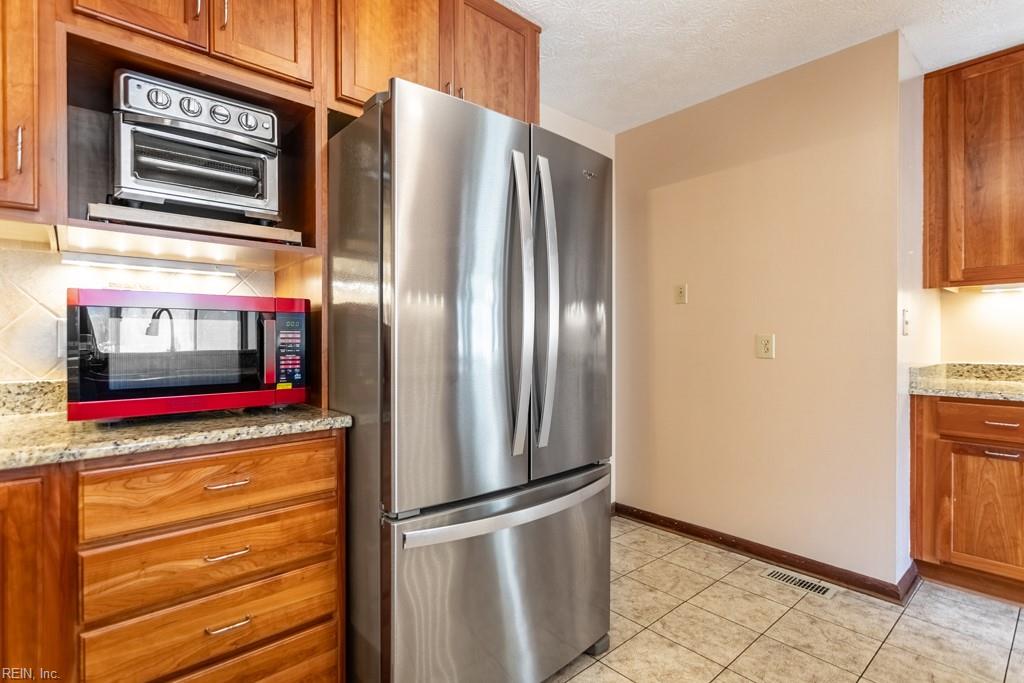 110 Hailsham Place Yorktown VA 23692