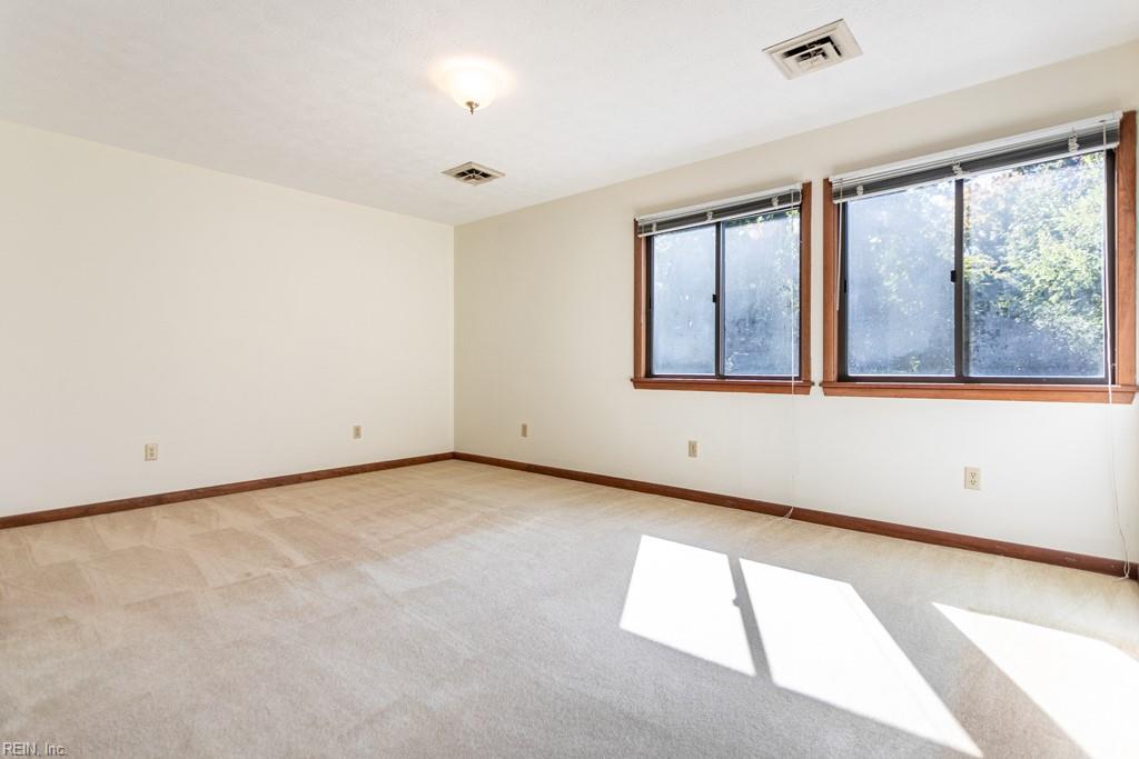 110 Hailsham Place Yorktown VA 23692