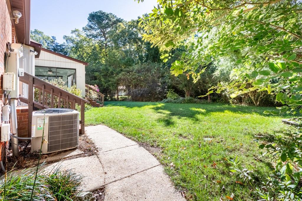 110 Hailsham Place Yorktown VA 23692