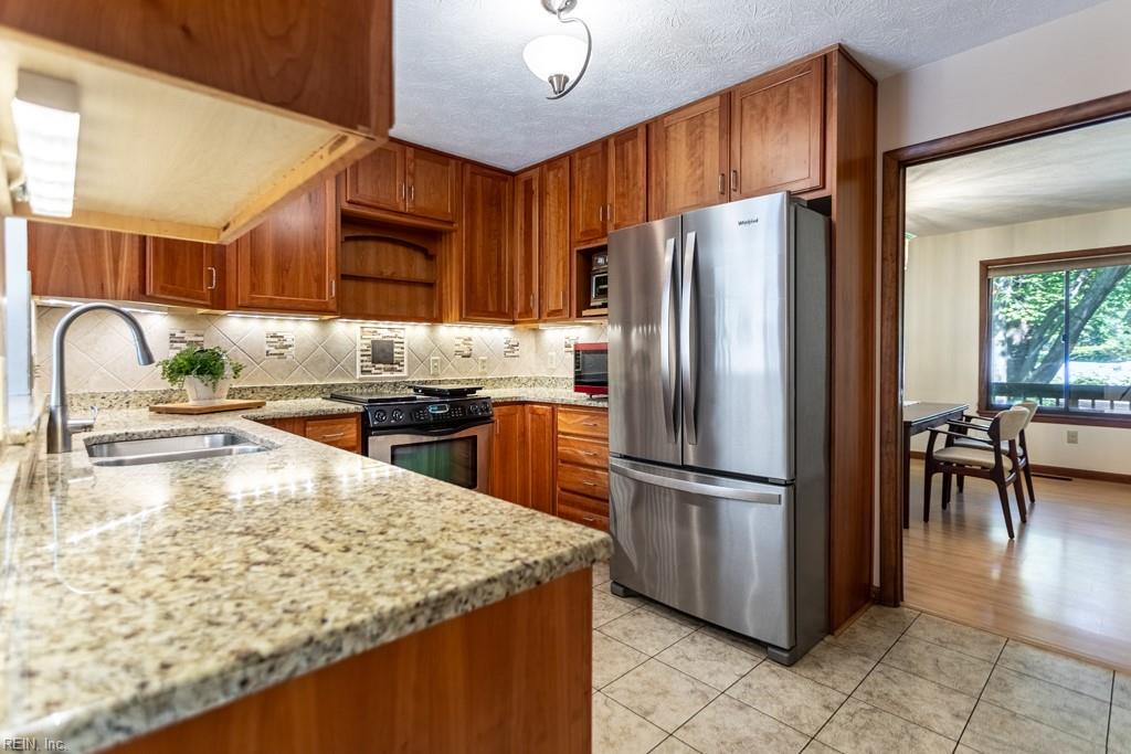 110 Hailsham Place Yorktown VA 23692