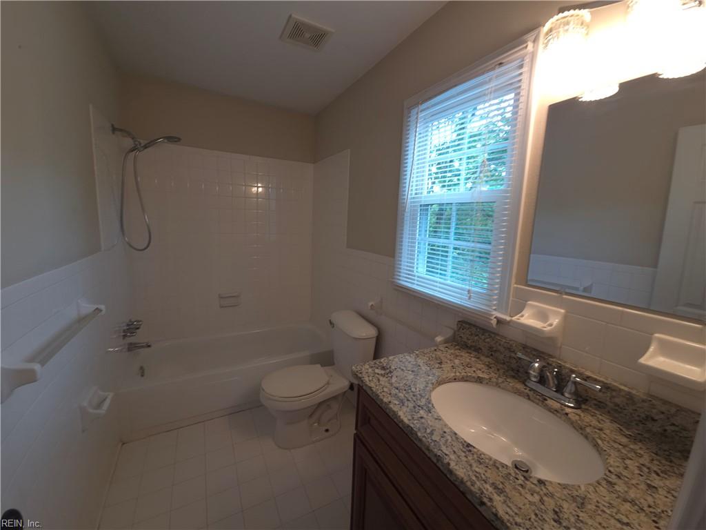 274 Exeter Road Newport News VA 23602