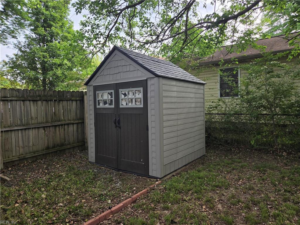 274 Exeter Road Newport News VA 23602