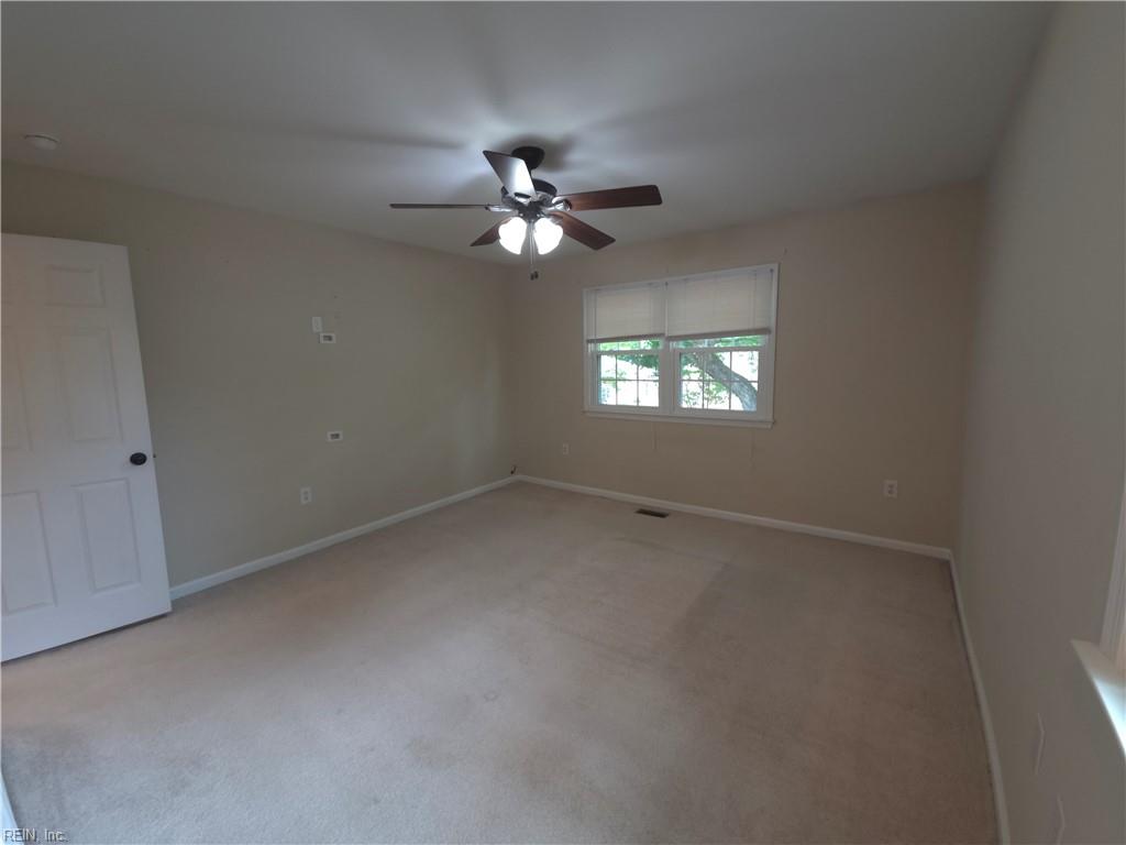 274 Exeter Road Newport News VA 23602