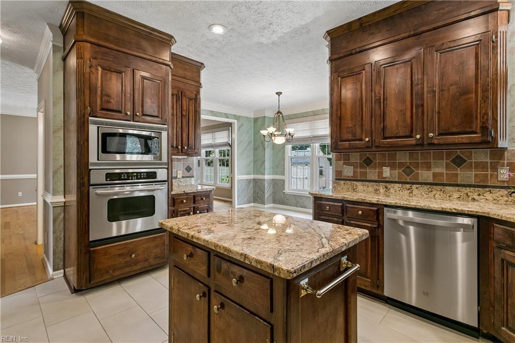 105 Harrigan Way Yorktown VA 23693