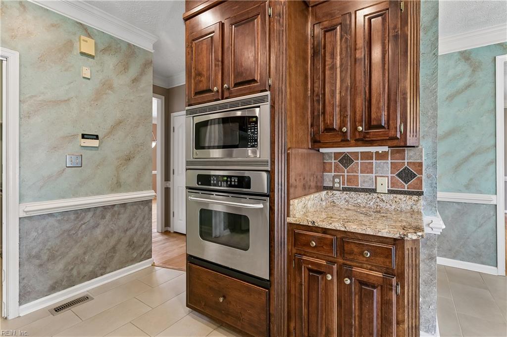 105 Harrigan Way Yorktown VA 23693