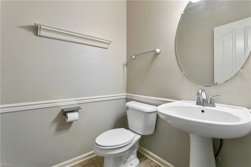 105 Harrigan Way Yorktown VA 23693