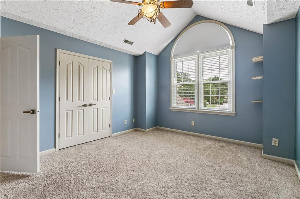 105 Harrigan Way Yorktown VA 23693