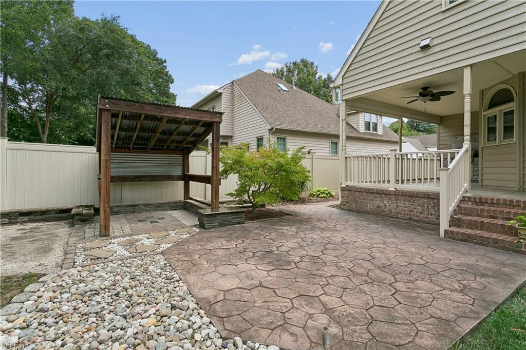 105 Harrigan Way Yorktown VA 23693