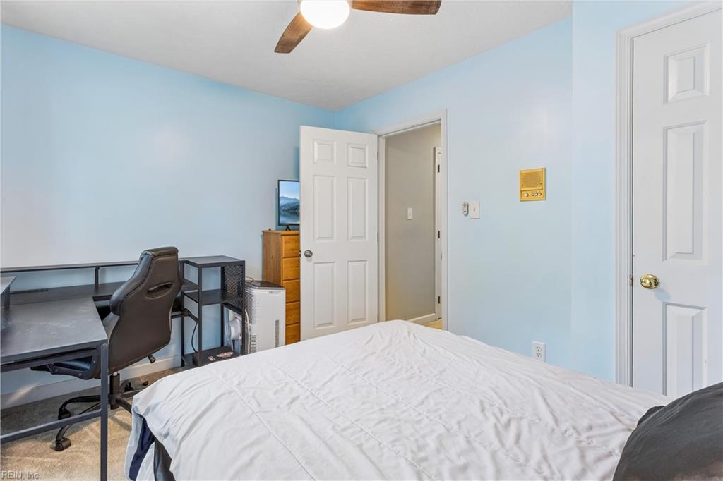 831 Lancaster Lane Newport News VA 23602