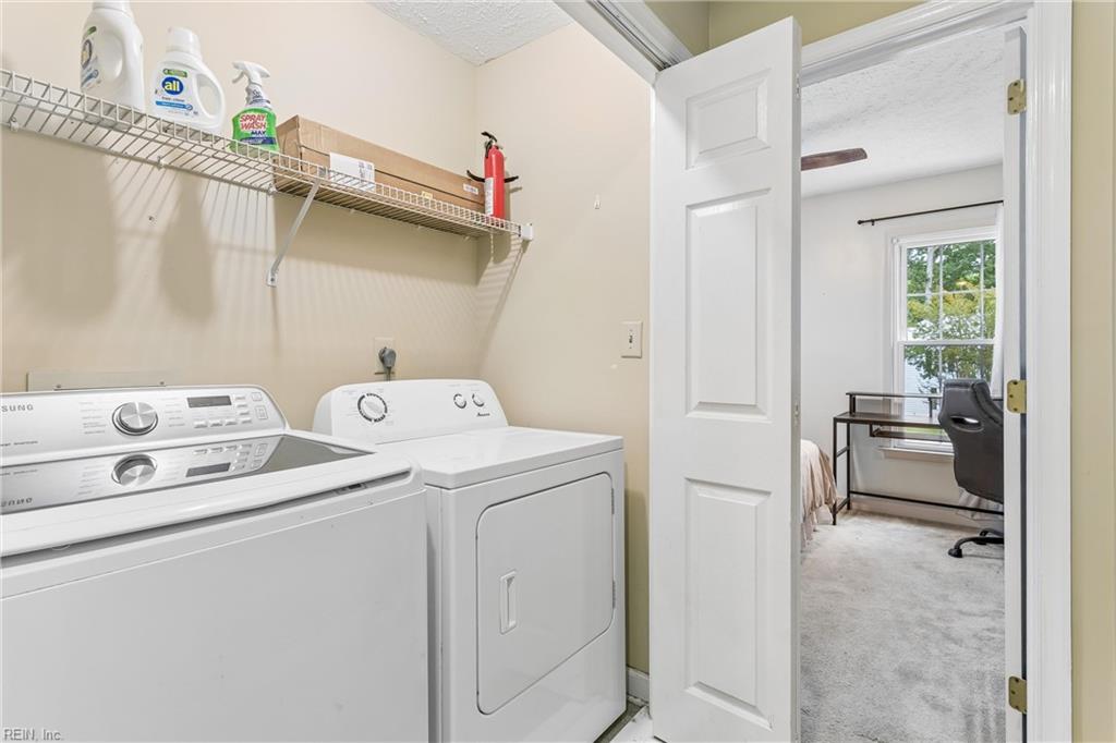 831 Lancaster Lane Newport News VA 23602