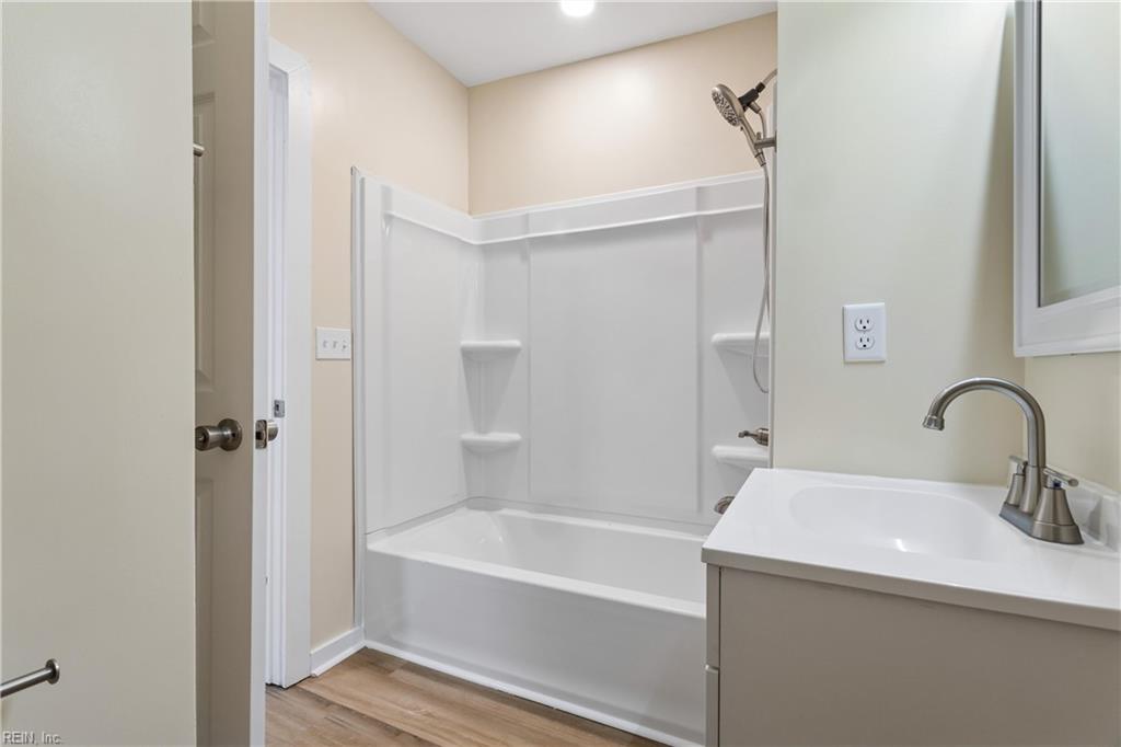 2511 Roanoke Avenue Newport News VA 23607