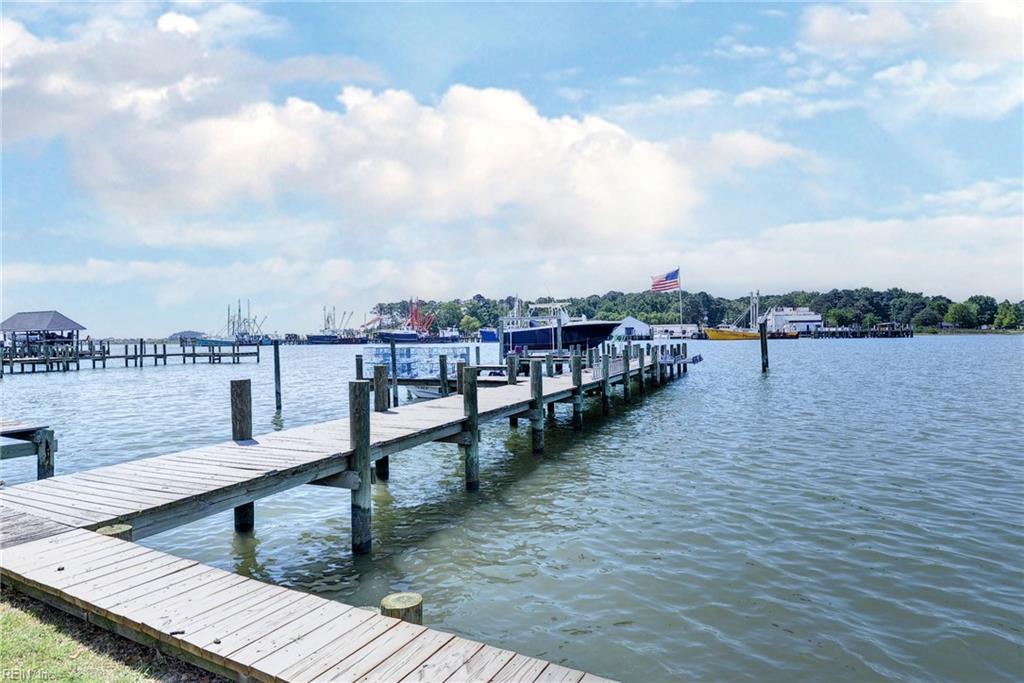 116 Buckingham Drive Yorktown VA 23692