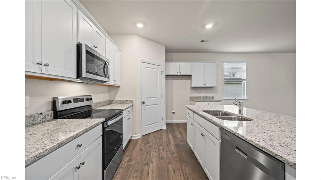 128 Gallop Way Yorktown VA 23690