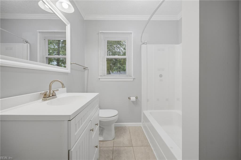 218 Collins Drive Newport News VA 23601