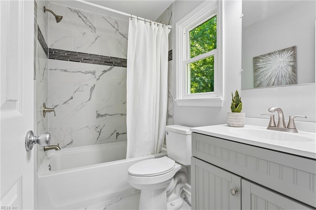 127 James Landing Road Newport News VA 23606