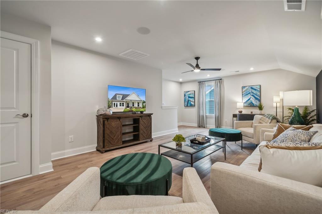 405 Heavens Way Yorktown VA 23693