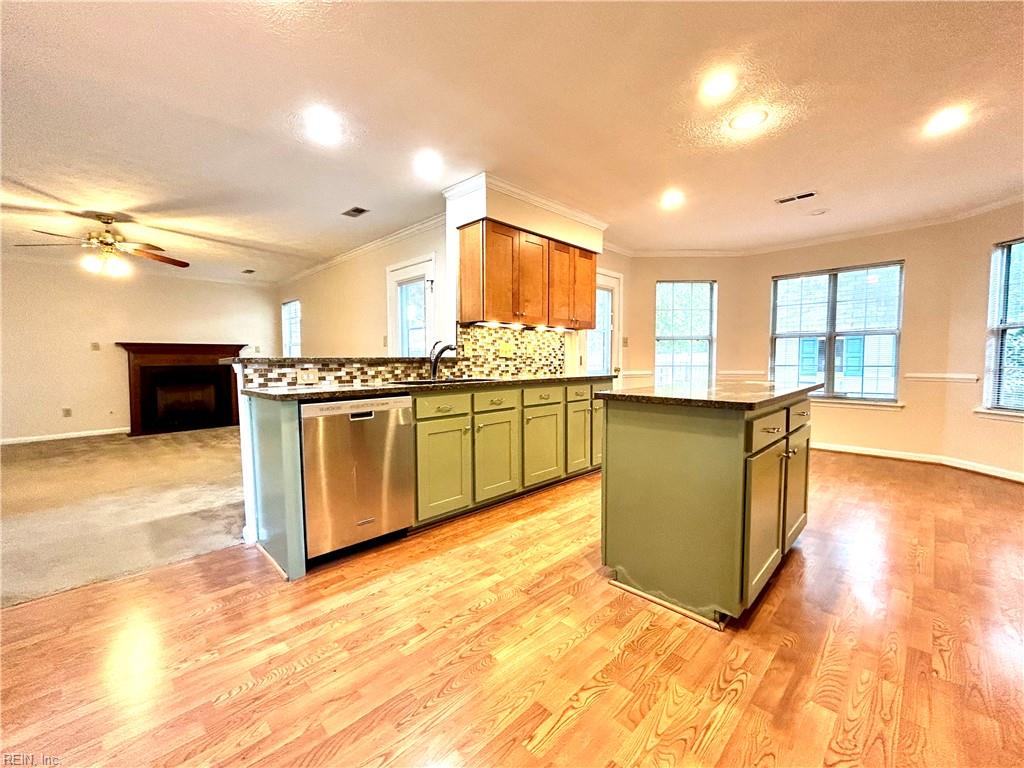 604 Aylesbury Drive Newport News VA 23608
