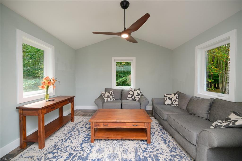 10410 Robins Nest Lane Gloucester VA 23061