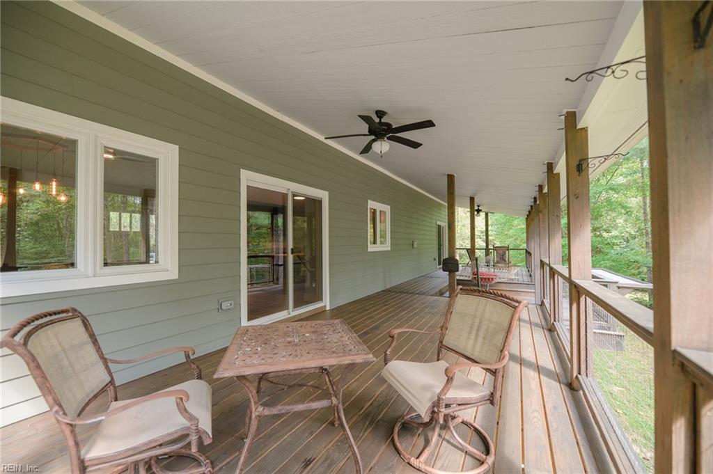 10410 Robins Nest Lane Gloucester VA 23061