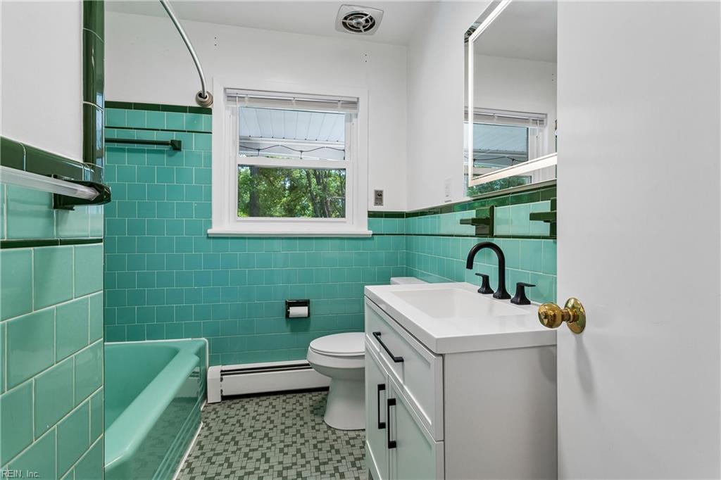 403 Calthrop Neck Road Yorktown VA 23693