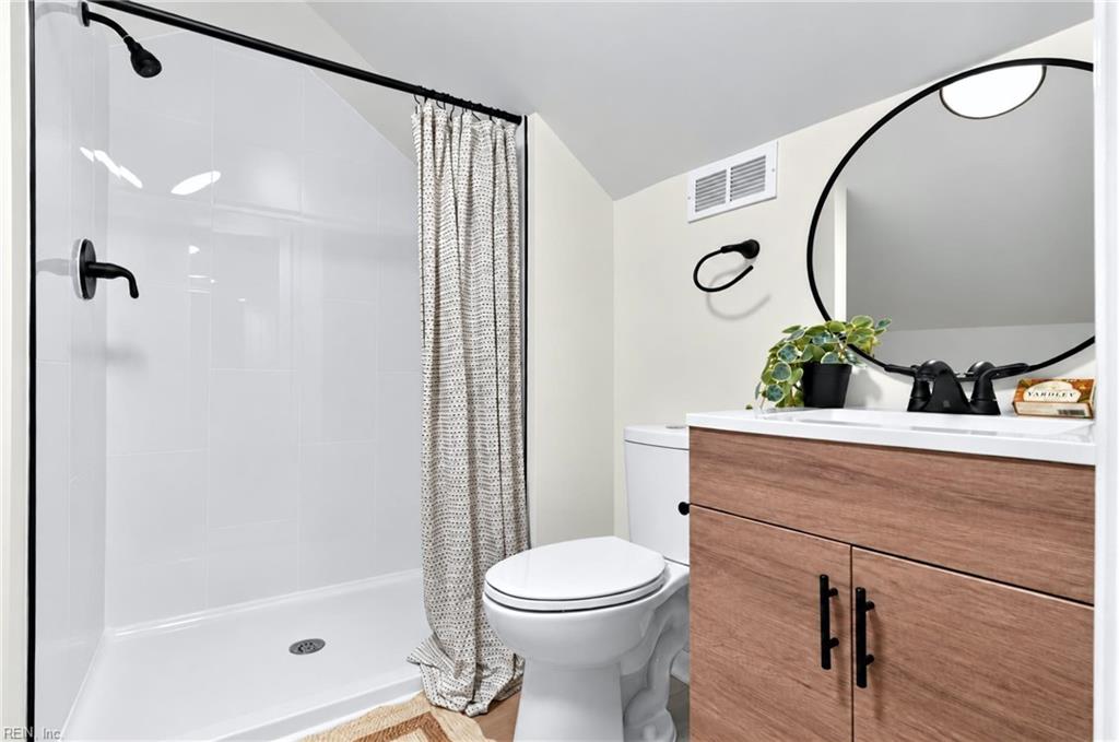 483 Richneck Road Newport News VA 23608