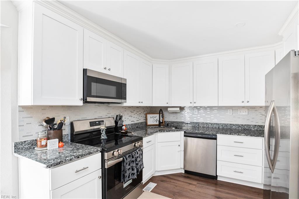230 Maple Avenue Newport News VA 23607