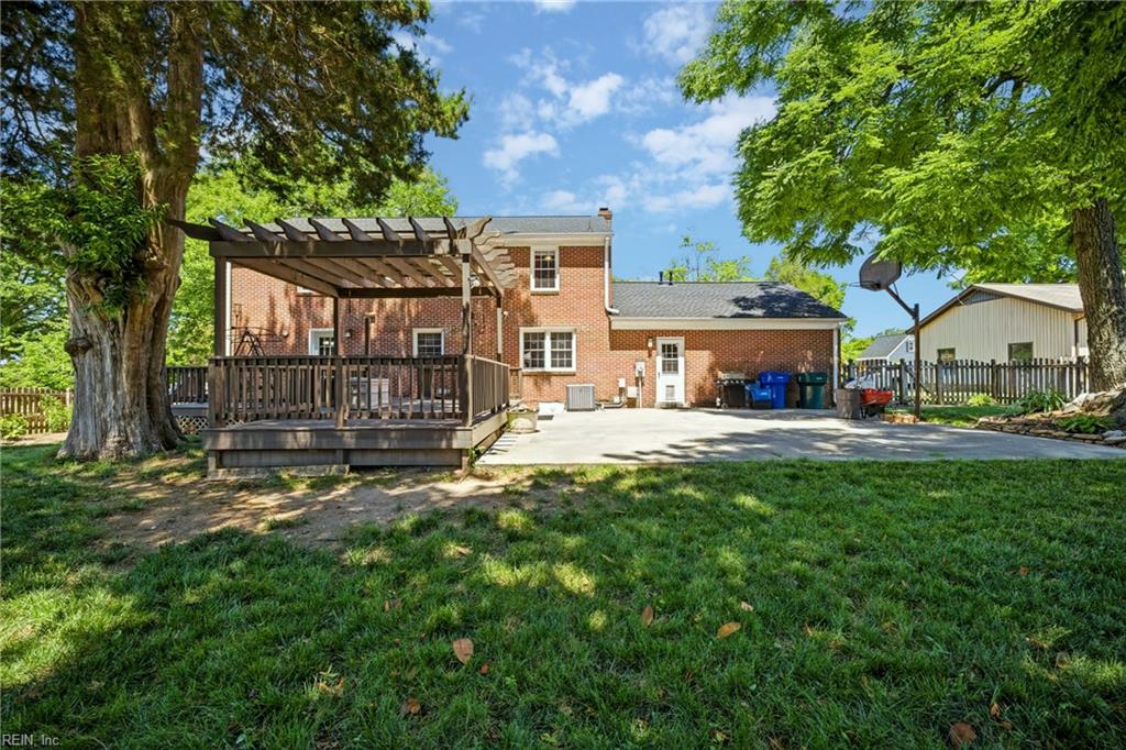 4 E Governor Drive Newport News VA 23602