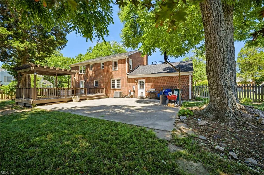 4 E Governor Drive Newport News VA 23602